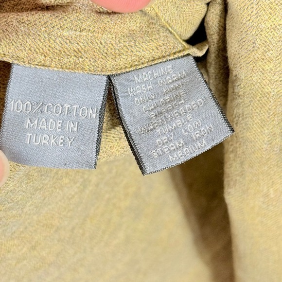 Hickey Freeman Men Large Button Down Long Sleeve Mustard Herringbone Dress Shirt - Picture 7 of 7